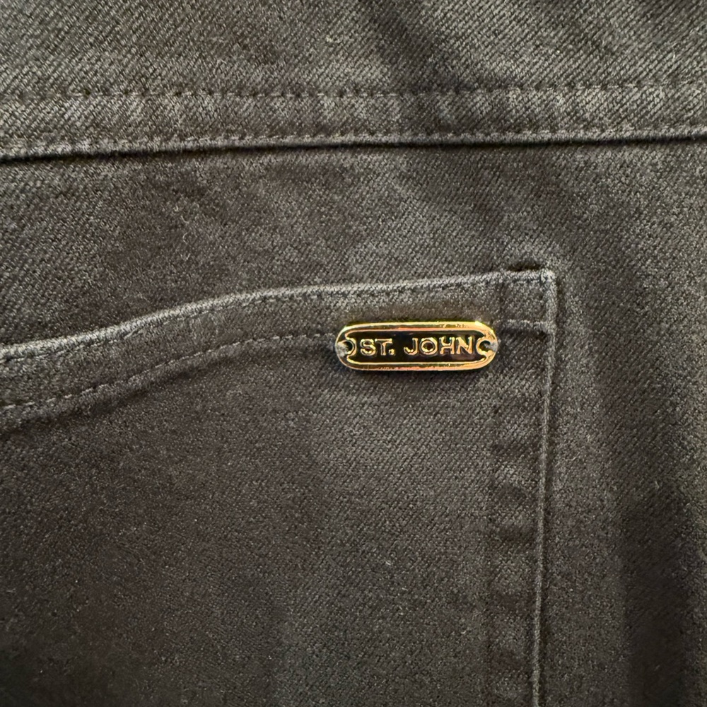 St. John Black Straight Leg Women's Jeans - Picture 3 of 6